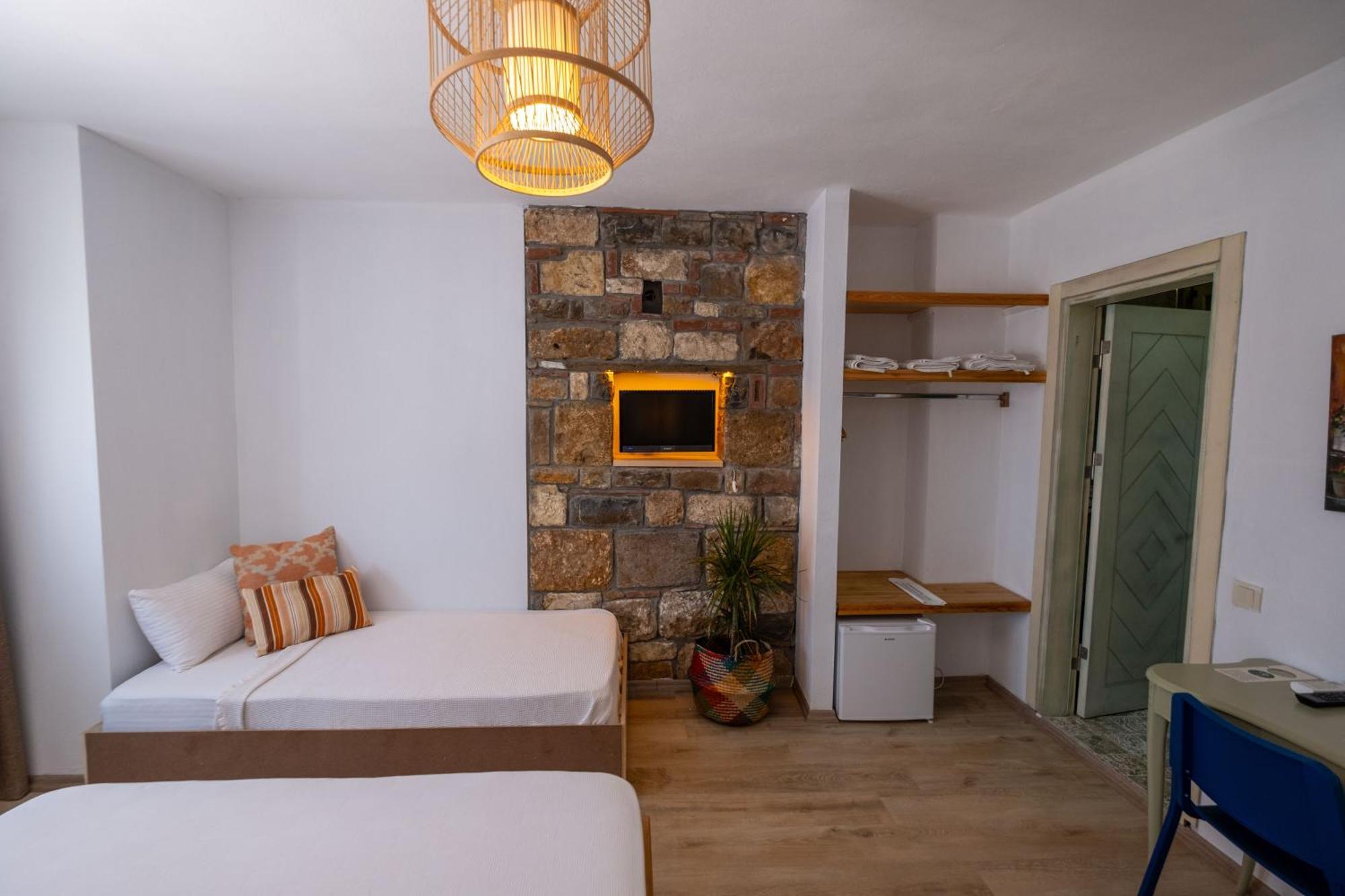 Posthane Hotel Bozcaada Extérieur photo